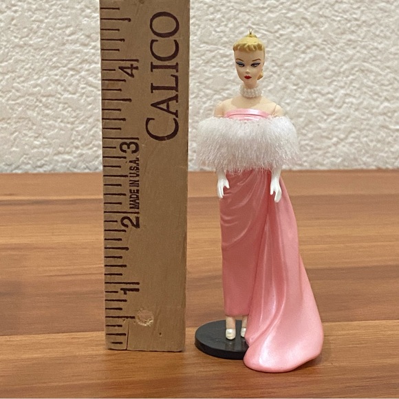 Vintage 1996 Hallmark Keepsake Enchanted Evening Barbie Christmas Tree Ornament - Picture 11 of 13